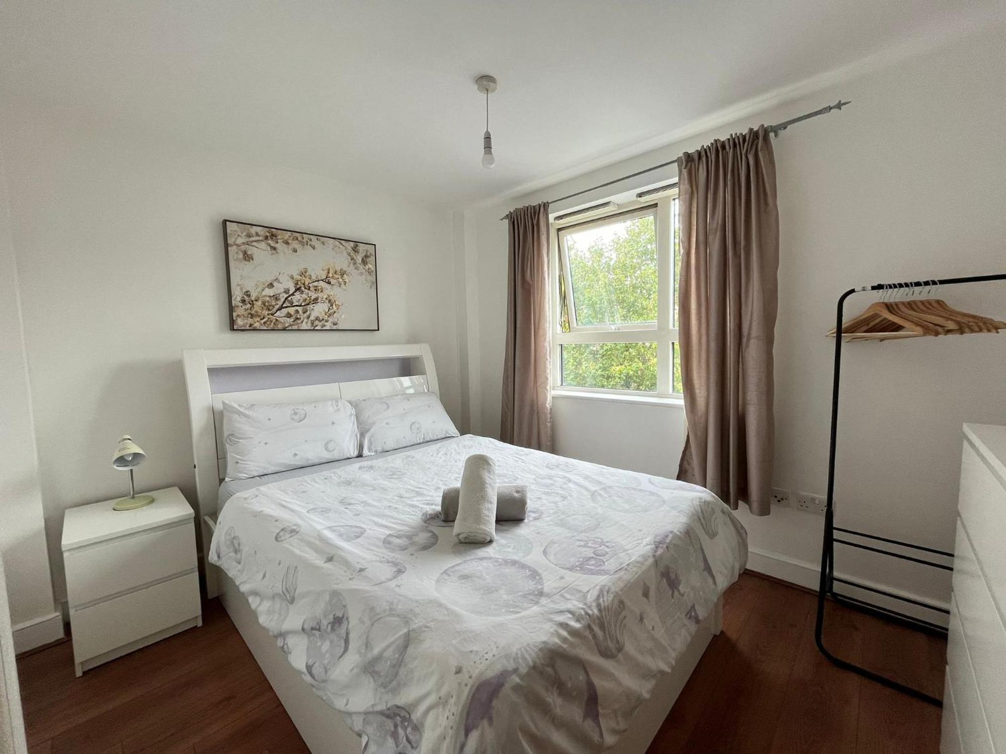 Bai Amazing 5 Sleeper Flat In London Zone 2 Apartment Екстериор снимка